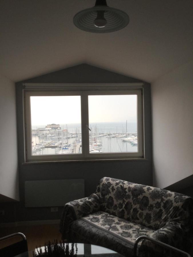 Mansarda Centrale Vista Mare Apartment Trieste Exterior photo