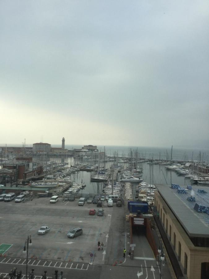 Mansarda Centrale Vista Mare Apartment Trieste Exterior photo